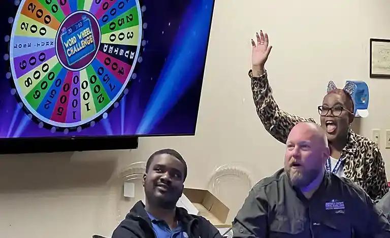 word-wheel-challenge-game-players